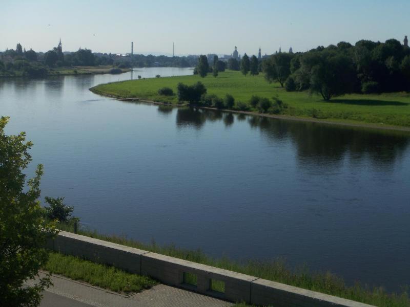Ambiente-An-Der-Elbe-Wohnung-Og Dresda Exterior foto