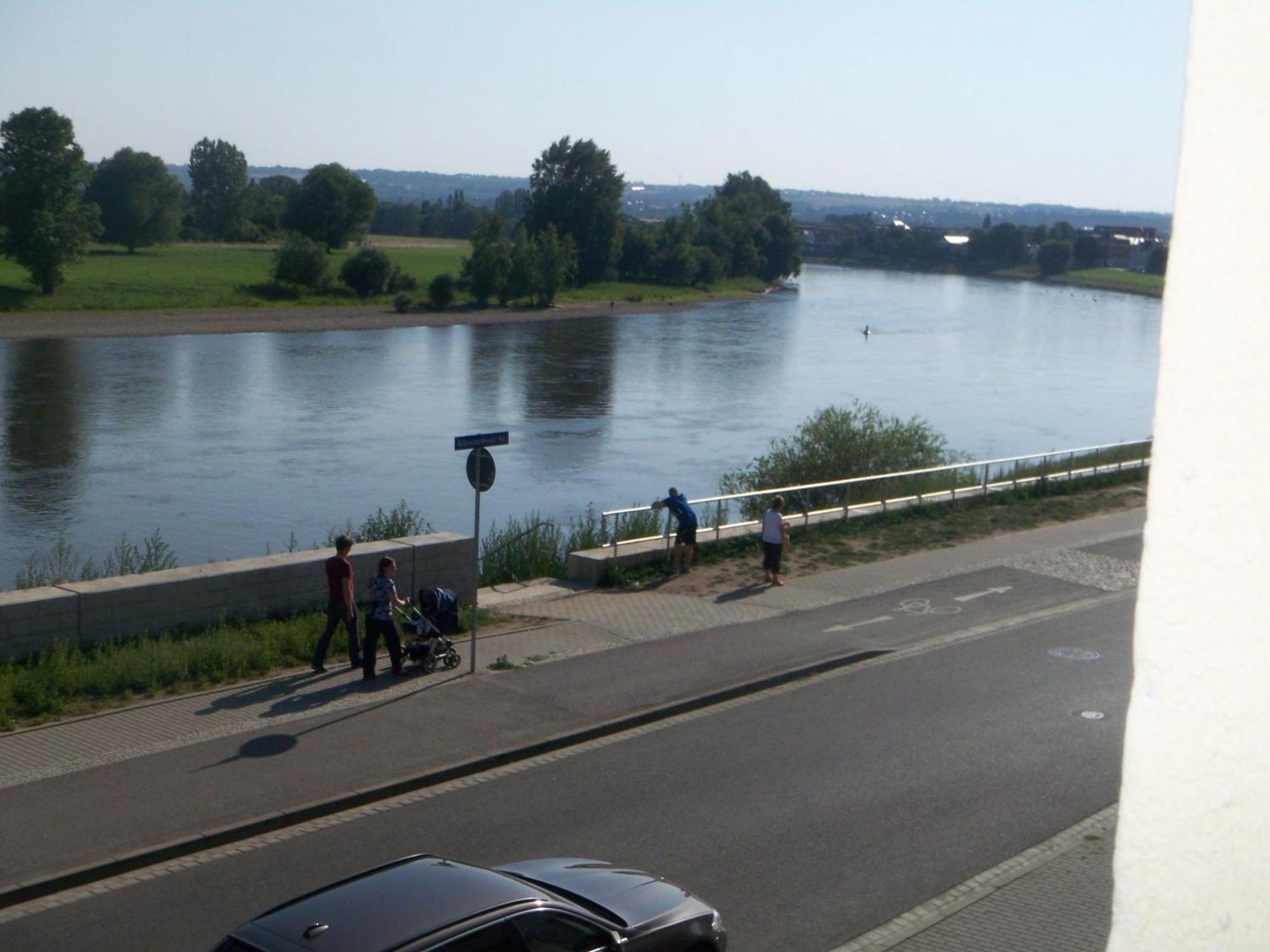 Ambiente-An-Der-Elbe-Wohnung-Og Dresda Exterior foto